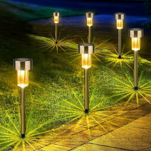 Solar flood lighting